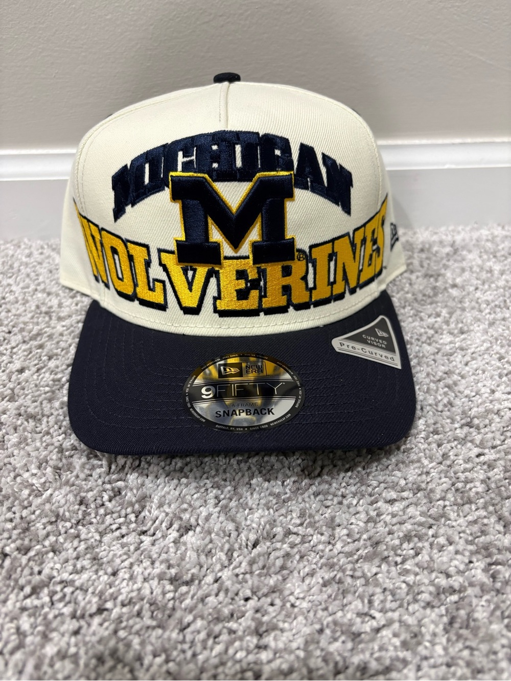 University of Michigan Wolverines New Era Snapback Hat - White & Navy